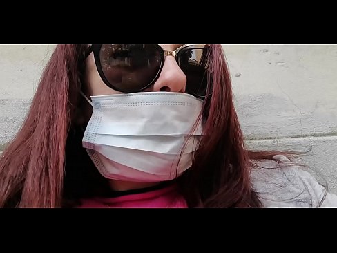 ❤️ Nicoletta tieħu vendetta fuq il-proxxmu tagħha u tagħmel pip fil-garaxx tiegħu (Special Covid19 Italian Quarantine) ❌ Sluts lilna